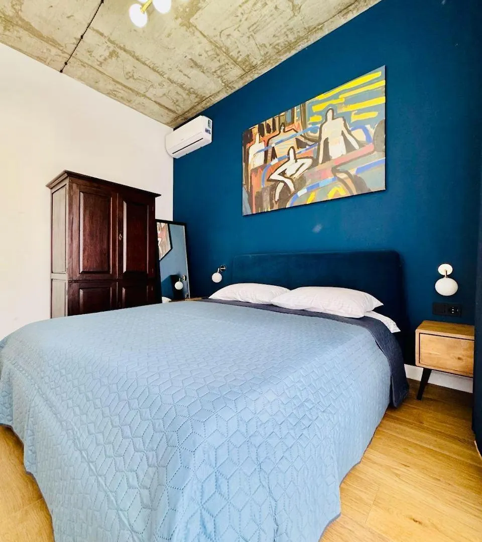 Dan'S Contemporary Flat With A Home Cinema Tbilisi Georgia