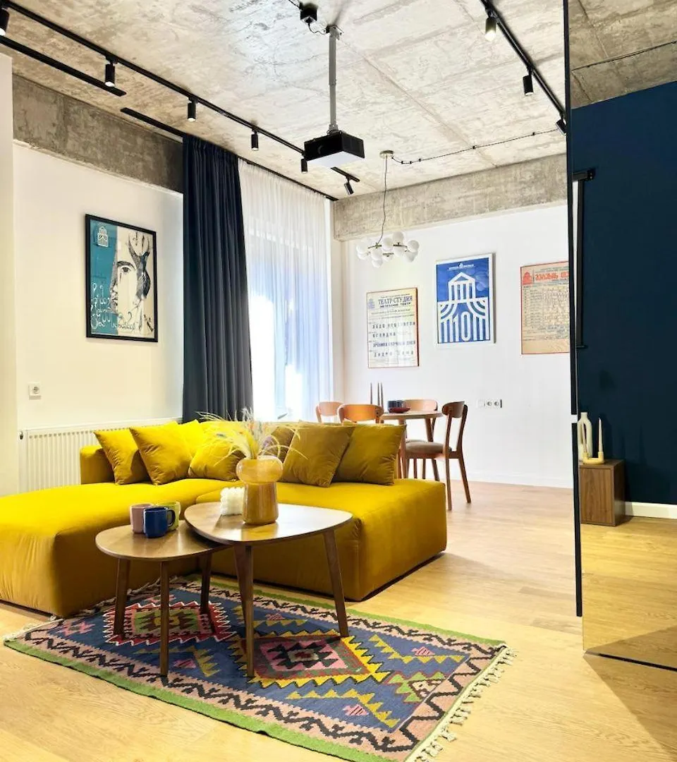Dan'S Contemporary Flat With A Home Cinema Tbilisi